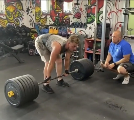 Hobbs Strength Logo